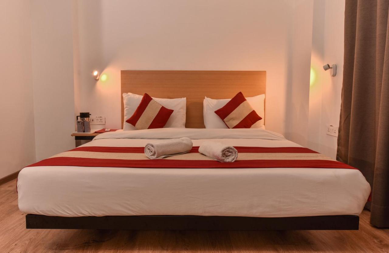 Hotel Red Saffron Νέο Δελχί Εξωτερικό φωτογραφία