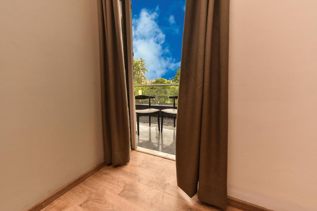 Hotel Red Saffron Νέο Δελχί Εξωτερικό φωτογραφία